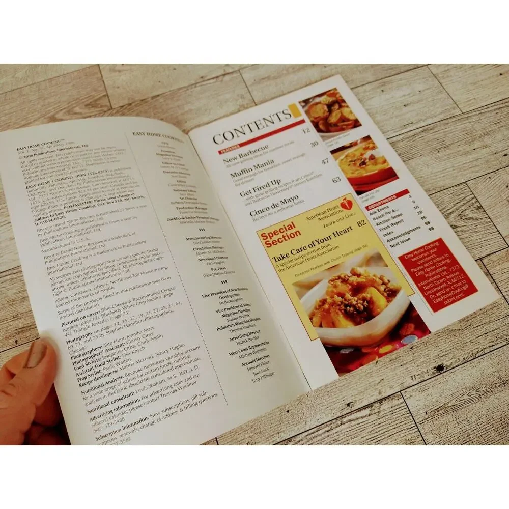Easy Home Cooking Quick & Simple Recipes Cookbook Booklet‎ 2006 Vtg